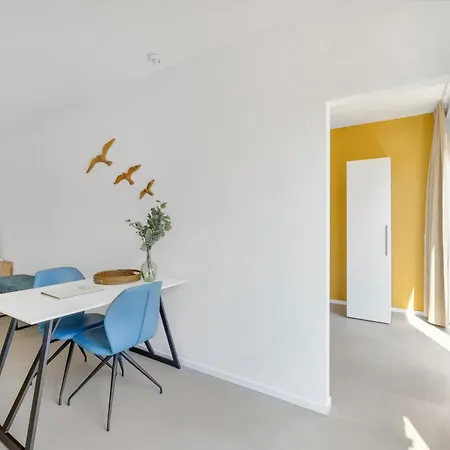 Backside Apartment *