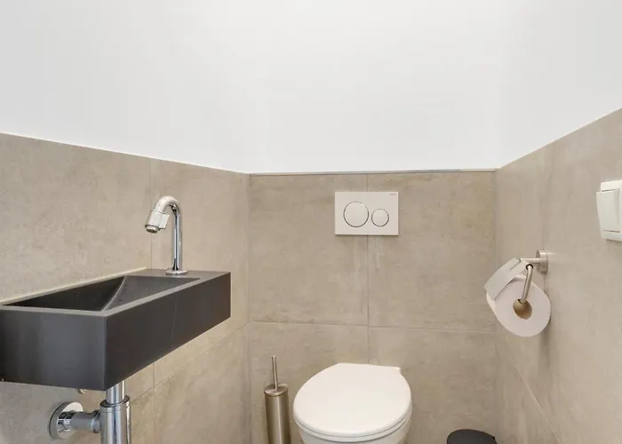 Backside אאודורפ