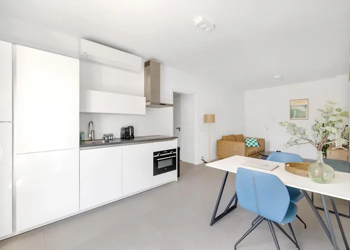 Backside * אאודורפ